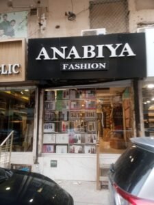 Shop for Rent in Zamzama Lane 4 Karachi – 475 Sqft