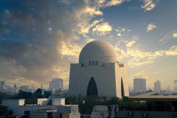Guide for Overseas Pakistanis: How to Safely Buy Property in Karachi