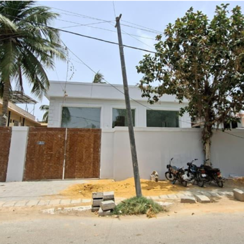 1000 sq yd bungalow for rent in Clifton Block 9 (2)