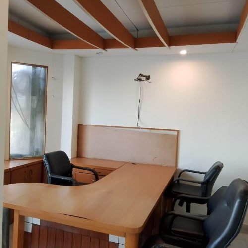 1550 sqft Furnished Office Cliften Centre (4)