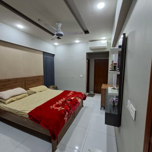 3 bed flat for rent in DHA Bukhari Commercial (4)