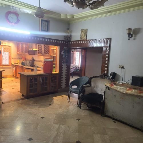 300 yard bungalow for sale in DHA (1)