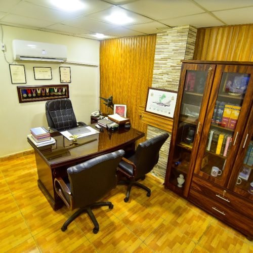3,400 sq ft furnished office for rent in Clifton Block 4 Karachi (26)