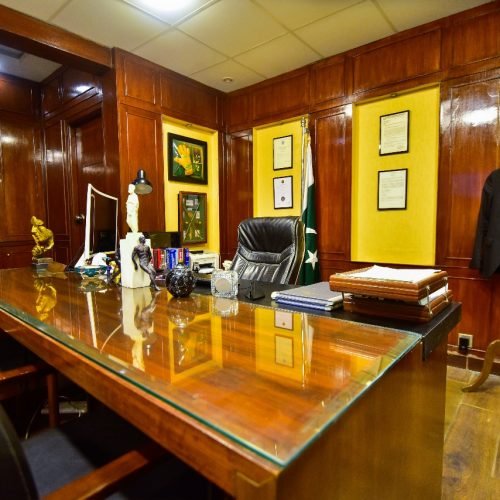 3,400 sq ft furnished office for rent in Clifton Block 4 Karachi (34)