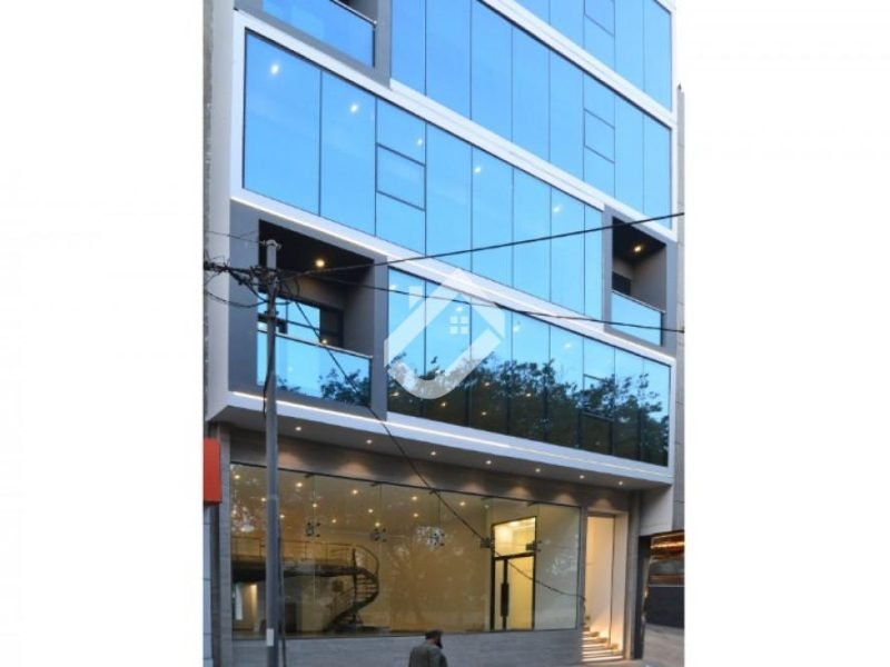 400 Yards Office Building for Rent