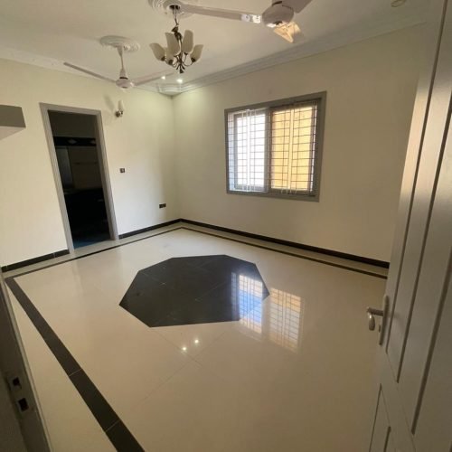 500 yard 2 Unit Bungalow sale (9)