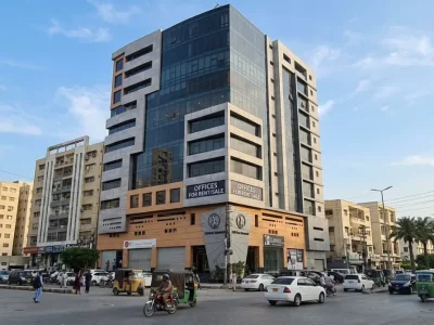 Clifton Diamond