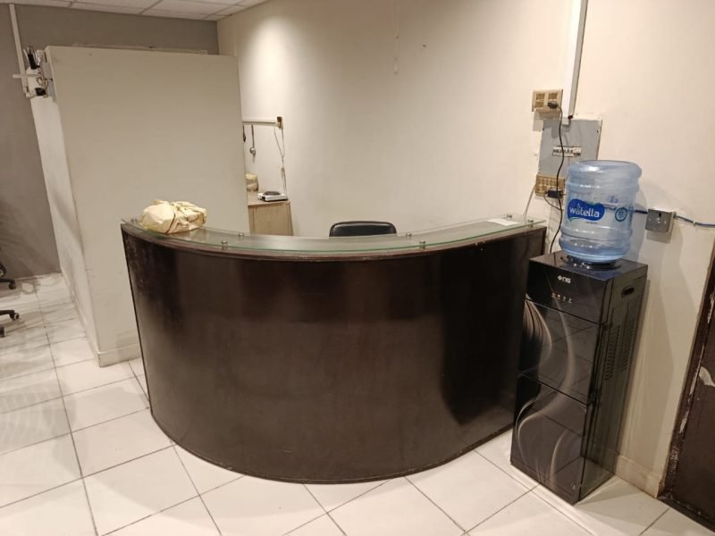 Furnished office for rent in Kashif Centre Shahrah-e-Faisal Karachi