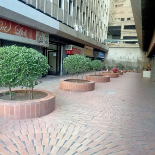 Office for sale & rent in Lakson Square Karachi (2)