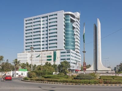 Emerald Tower Clifton Karachi – Exterior View