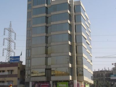 4200 Sq Ft Penthouse Office for Rent in Clifton Block 9