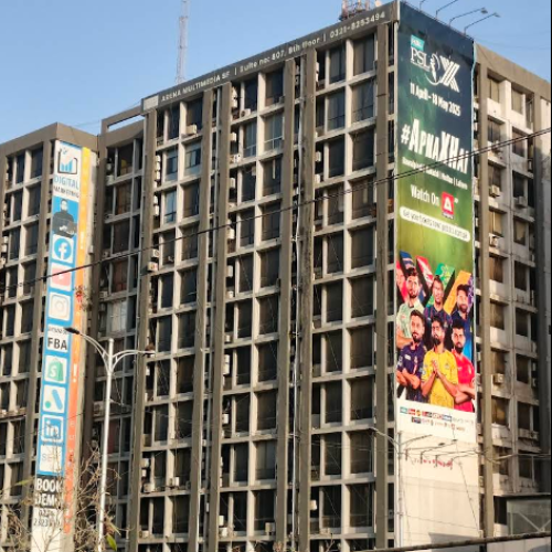 2000 sq ft office for rent in Park Avenue Shahrah-e-Faisal Karachi