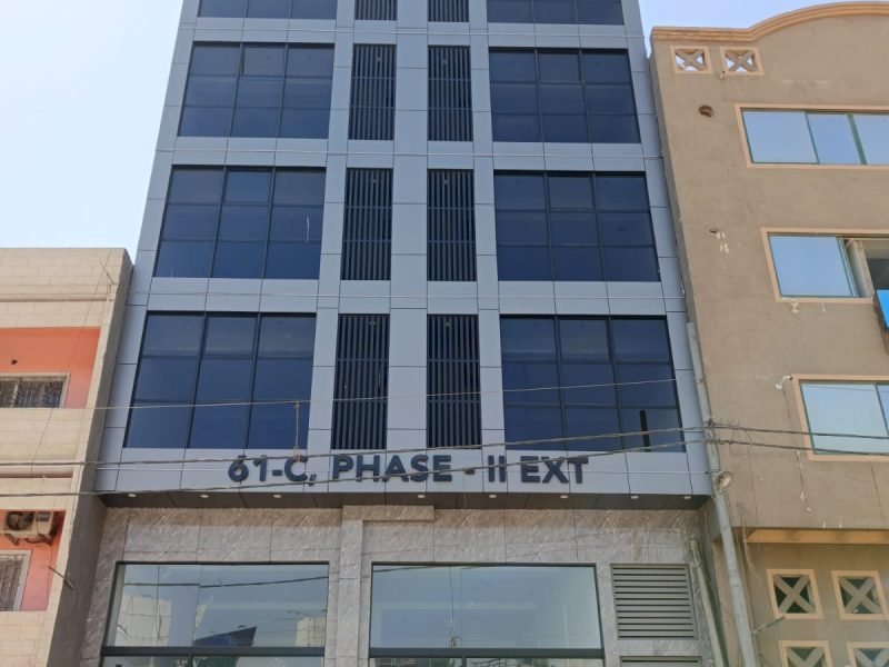 550 SQFT office for rent in DHA Phase 2 Extension – brand new glass elevation building on Main Korangi Road with balcony and lift