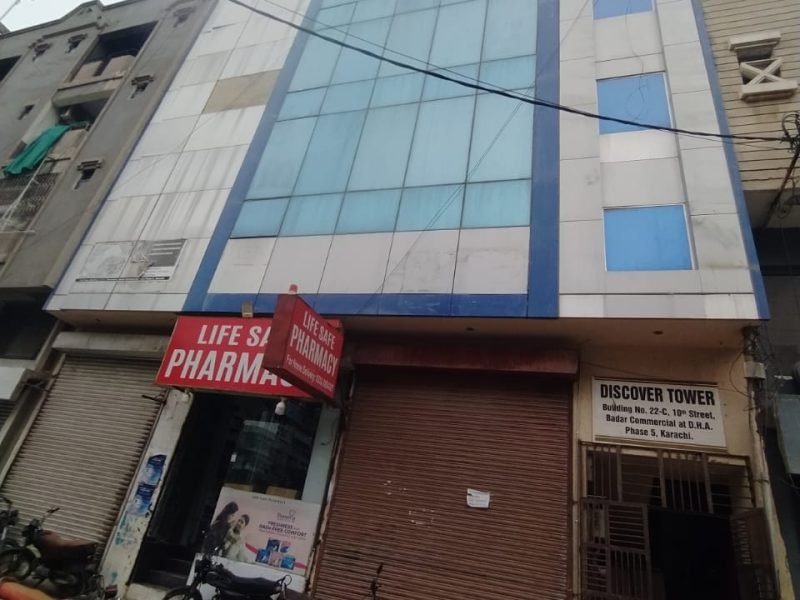 Office for Rent in DHA Phase 5 Badar Commercial Karachi – 1000 Sqft