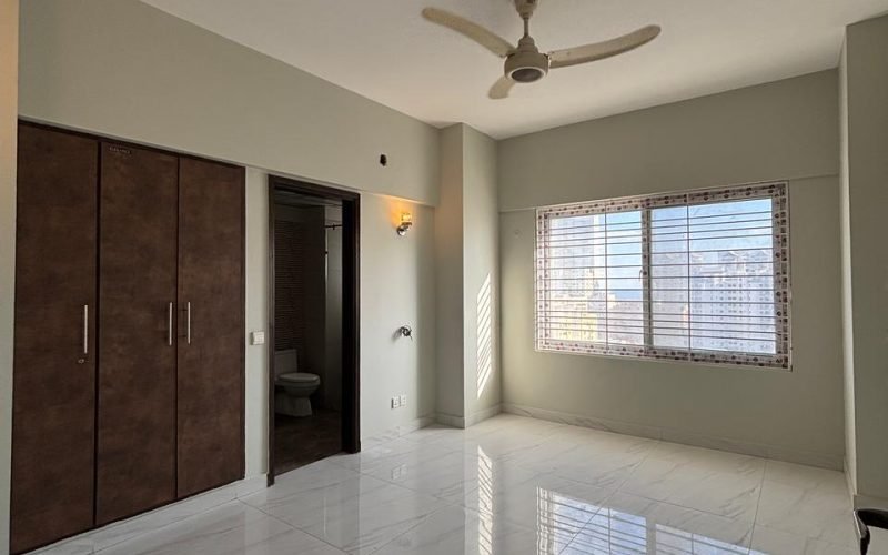3-bedroom apartment for sale in Creek View Tower Clifton Block 2