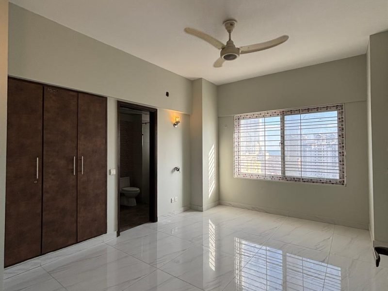 3-bedroom apartment for sale in Creek View Tower Clifton Block 2