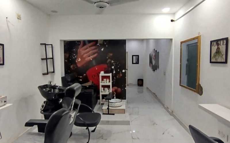 650 Sqft Shop for Rent in Clifton Block 8 near 3 Talwar Karachi