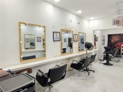 650 Sqft Shop for Rent in Clifton Block 8 near 3 Talwar Karachi