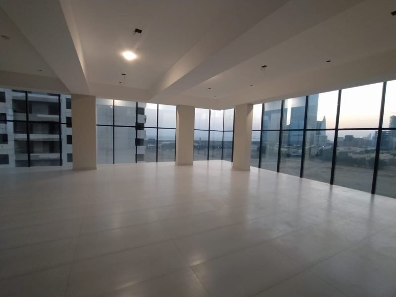 1700 sqft open hall office with tiled flooring