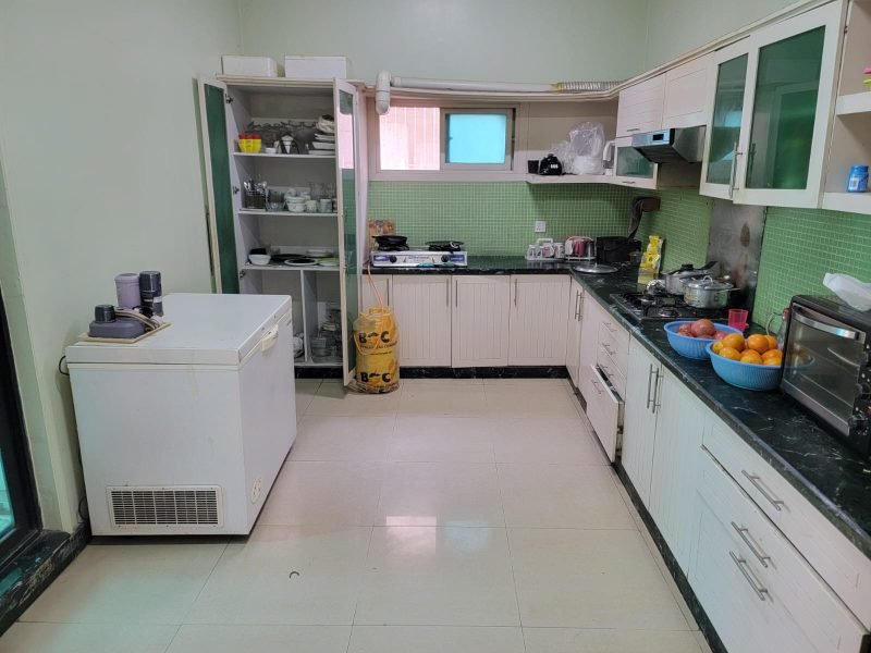 600 yard bungalow for sale in DHA Phase 7 Karachi