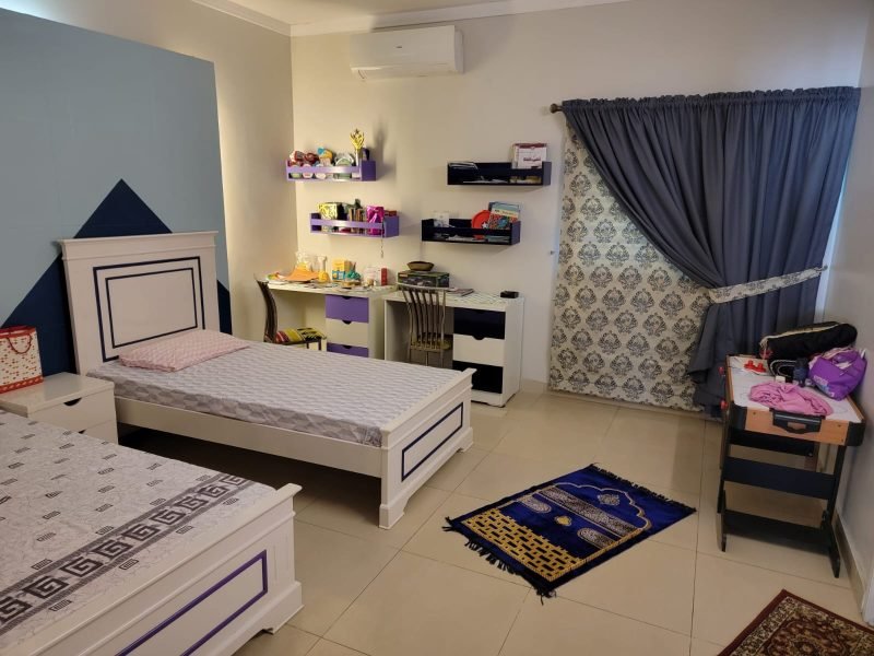 600 yard bungalow for sale in DHA Phase 7 Karachi