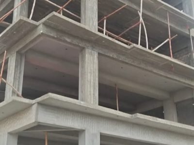 200 Yards Office Building for Sale in Murtaza Commercial